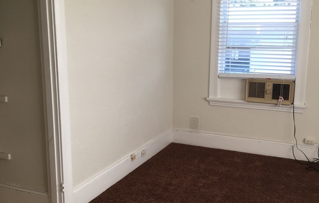 1 bed, 1 bath, $1,800