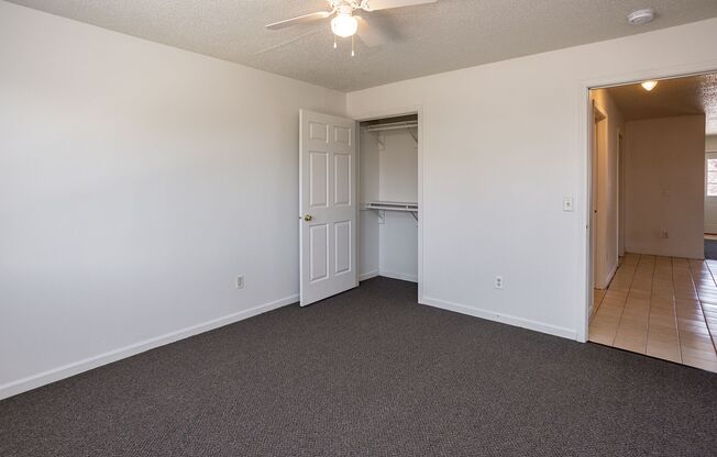 2 beds, 1 bath, 980 sqft, $925, Unit 1666 S. 15th Ave W