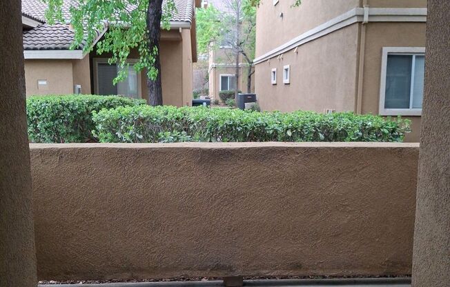 3 beds, 2 baths, $2,495, Unit Unit #1914
