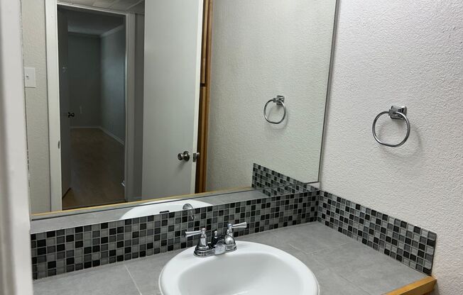 1 bed, 1 bath, 750 sqft, $1,115, Unit ABB-2-306
