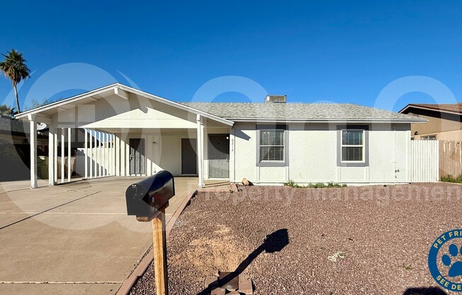 6212 W TIERRA BUENA LN