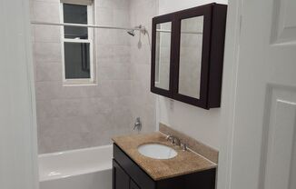 1 bed, 1 bath, $1,700, Unit 106-103