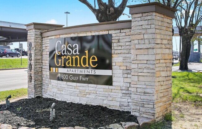 Casa Grande Apartments