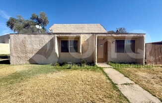 2233 W FARMDALE Avenue