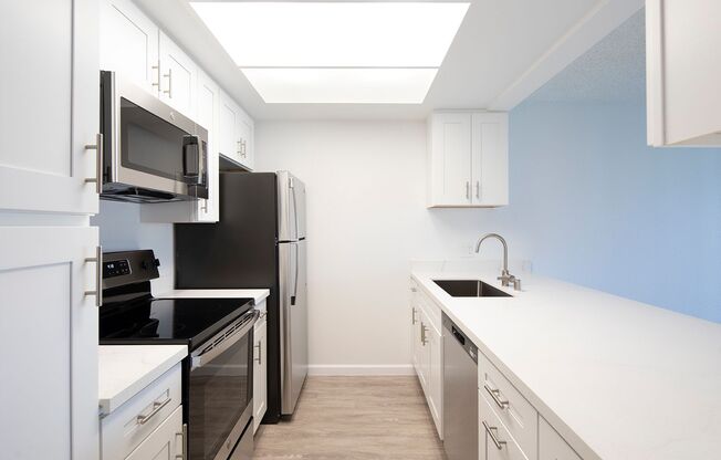 1 bed, 1 bath, 844 sqft, $2,595, Unit 306