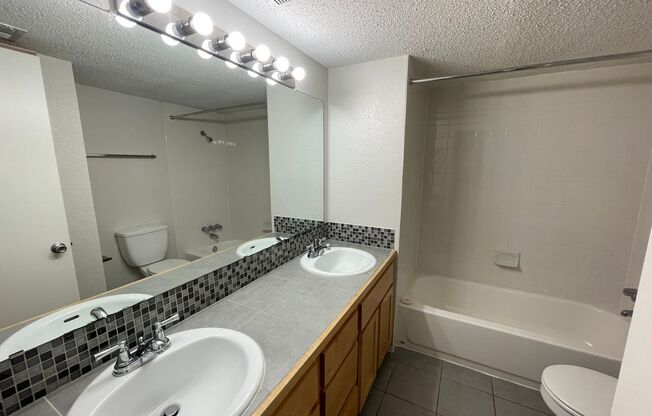 3 beds, 2 baths, 1,287 sqft, $1,600, Unit ABB-1-113