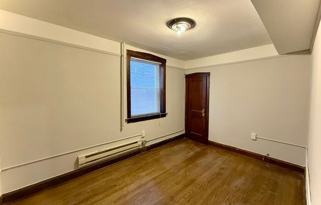 1 bed, 1 bath, $1,195, Unit Unit G