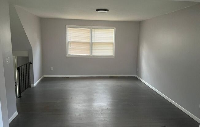 2 beds, 1.5 baths, 1,000 sqft, $1,700, Unit 15