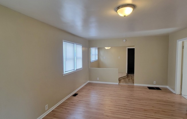 1618 IOWA ST