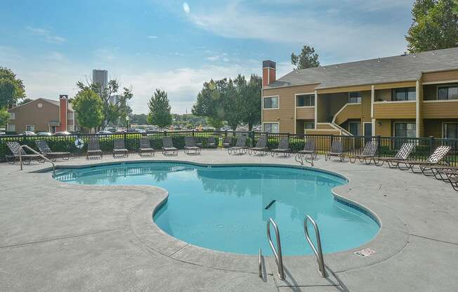 The Lakes Apartments