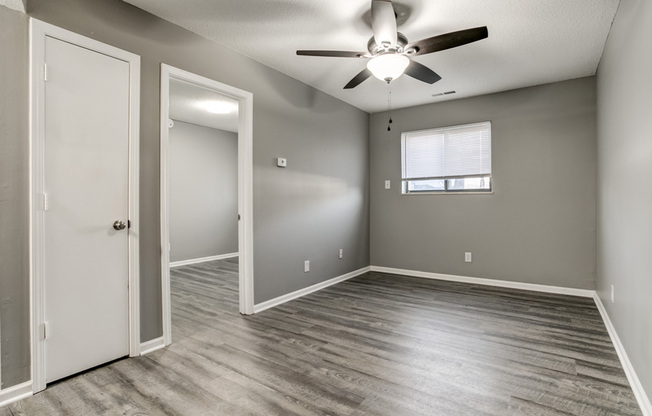 3050 N 58 ST