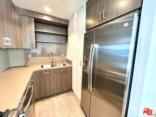 1 bed, 1 bath, 1,051 sqft, $5,400, Unit 602