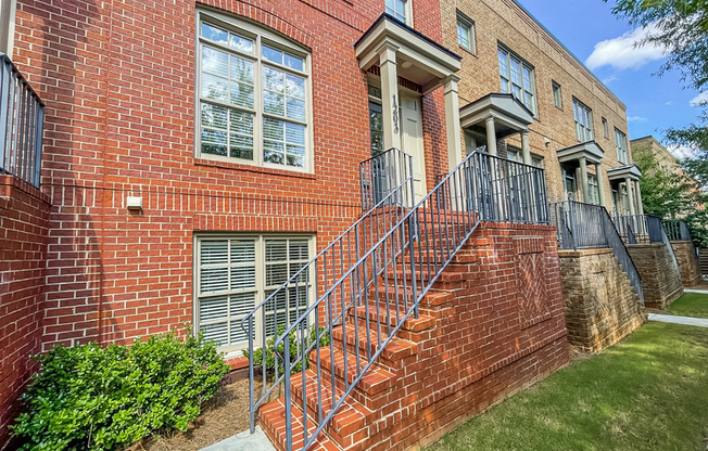 1203 VIRGINIA PARK DR NE