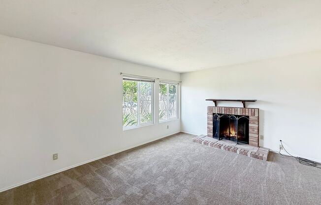 Beautiful 3B/2BA House in Mira Mesa!