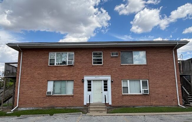 Studio, 1 bath, 308 sqft, $724, Unit 6