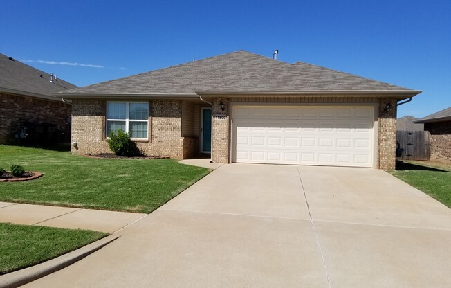 3 beds, 2 baths, $1,445