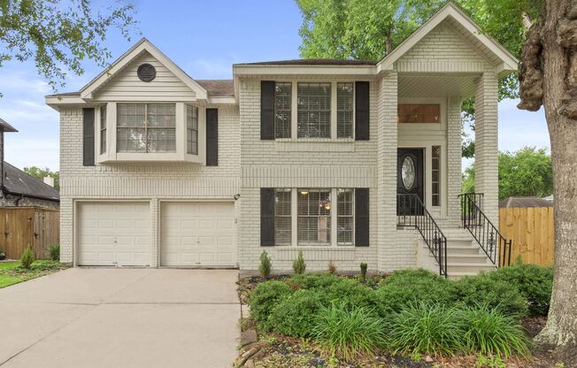 Beautiful just remodeled from top to bottom house in Pearland TX