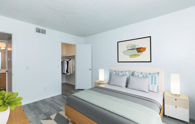 2 beds, 2 baths, 898 sqft, $1,195, Unit 2002