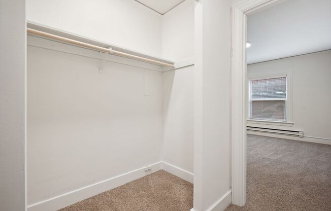 1 bed, 1 bath, 685 sqft, $2,100