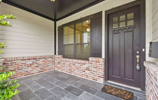 Timeless Elegance in Oak Forest: A Stylish Blend of Tradition and Modernity Awaits in This Charming Home!