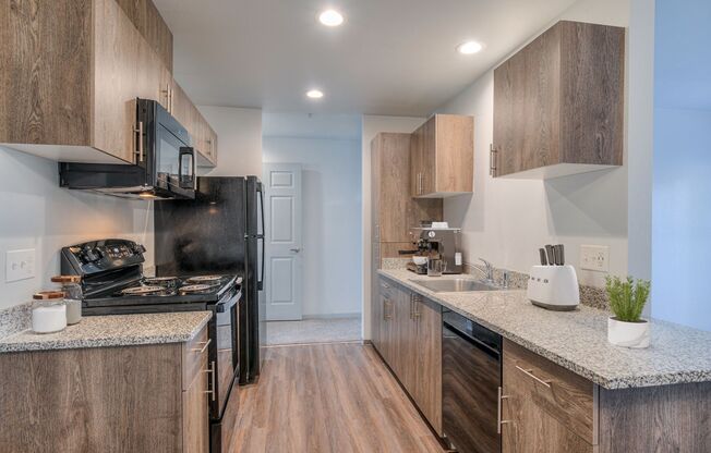 3 beds, 2 baths, 1,127 sqft, $1,749, Unit 190-E115