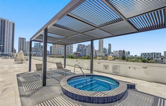 2 beds, 2 baths, $3,400, Unit # 1106
