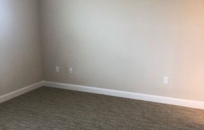 2 beds, 2 baths, 1,345 sqft, $2,320, Unit 00 - 800433