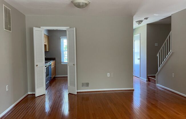 Lake Ridge 3 Bed Townhouse