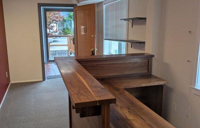 17713 15 AVE NE