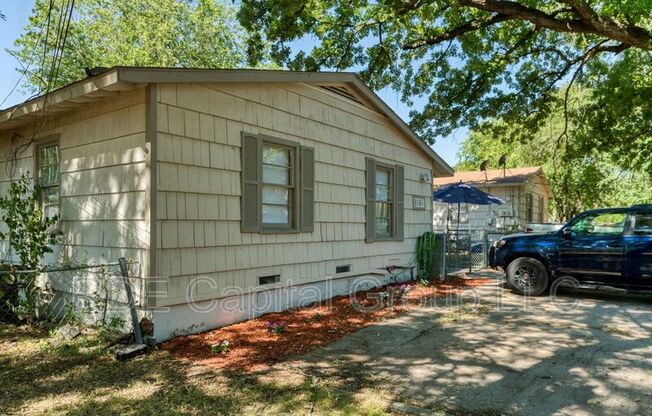 6161 BROCKS LN