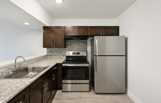 2 beds, 1 bath, 850 sqft, $1,995, Unit A-41