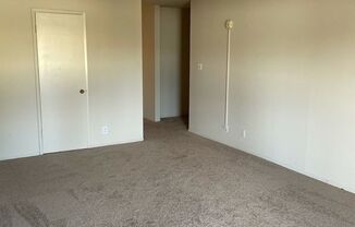 2 beds, 1 bath, 900 sqft, $2,500