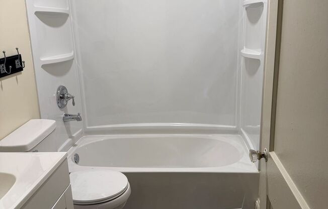 Cute cozy 1 bedroom 1 bathroom -Move In Special $500 off first full month