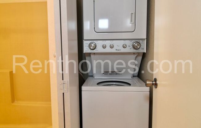 1 bed, 1 bath, $2,145