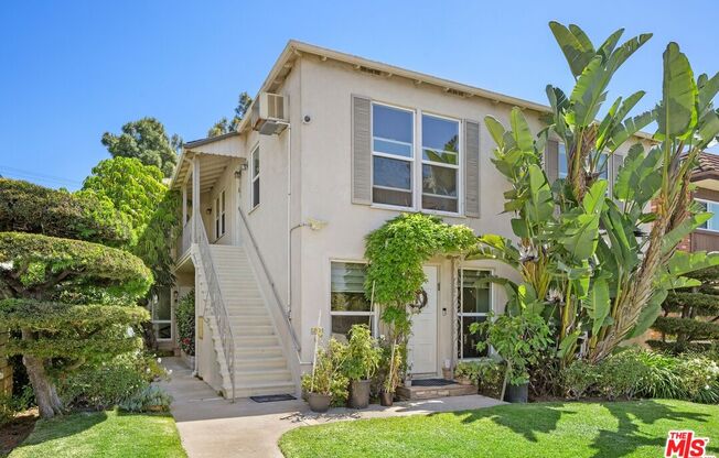 1660 MANNING AVE