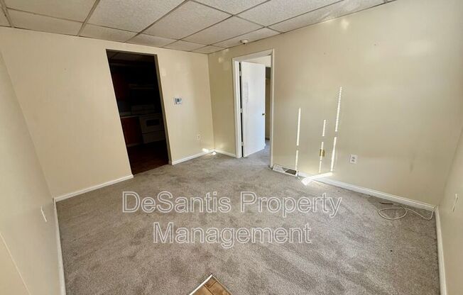 2061 Broadhead Rd Apt 1A