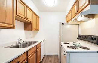 Welcome to Softwind Point Apartments in Vista, CA