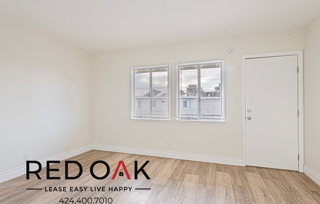 1329 W CARSON