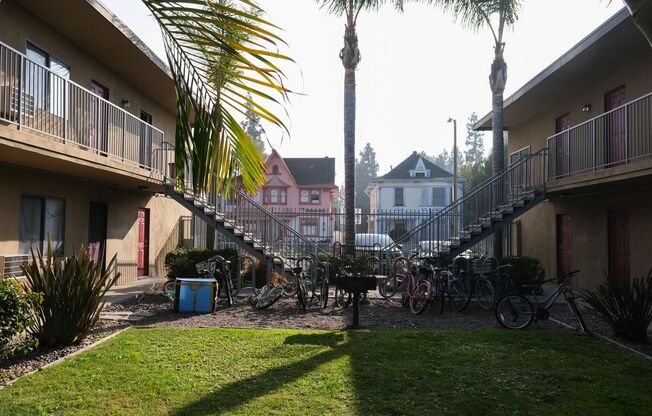 2 beds, 1 bath, 550 sqft, $2,450, Unit 1129-2