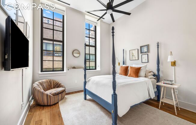520 W 45th St Apt 3A