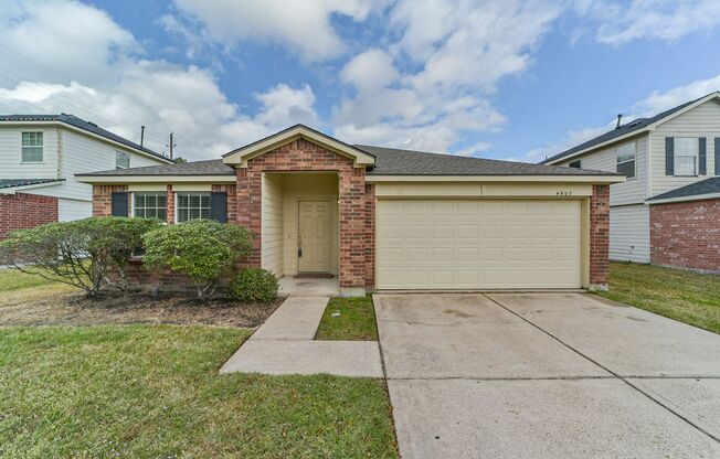 Spacious One-Story Home in Atascocita Meadows!!!