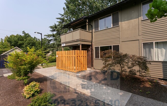 2 beds, 1 bath, $1,650, Unit 5103 D