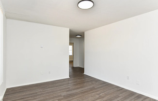 409 LILY ST