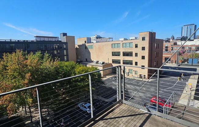 1 bed, 1 bath, 729 sqft, $1,800, Unit 411