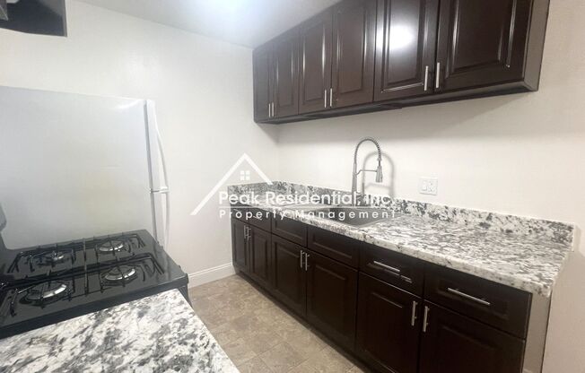 2 beds, 1 bath, $1,350, Unit #4