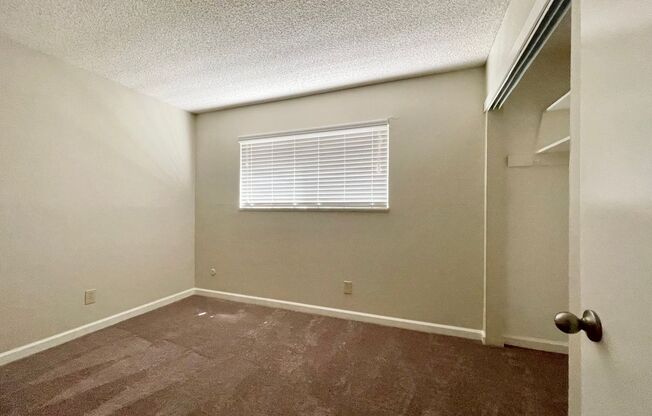 2 beds, 1 bath, $1,995