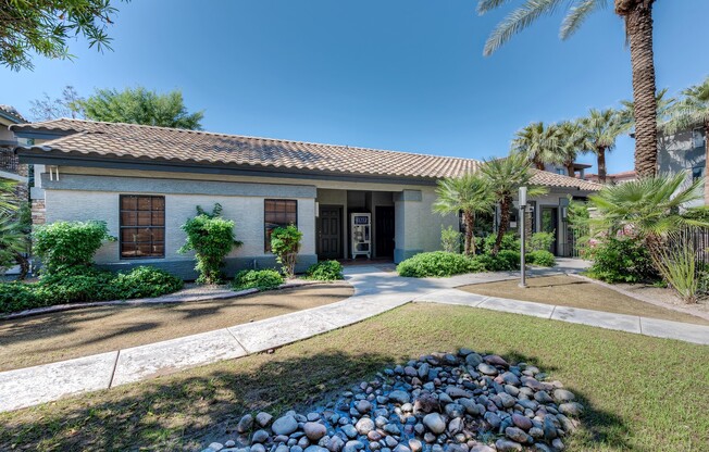 2 beds, 2 baths, $1,499, Unit # 341