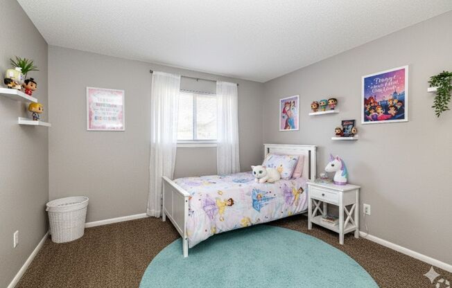 2 beds, 1.5 baths, 927 sqft, $945, Unit 803