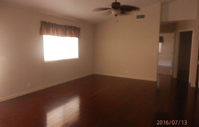 3 beds, 2 baths, $1,700