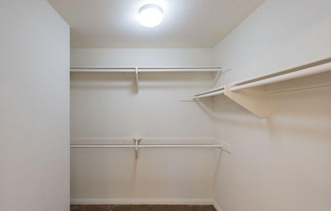 2 beds, 2.5 baths, 1,207 sqft, $3,100, Unit 8714-200